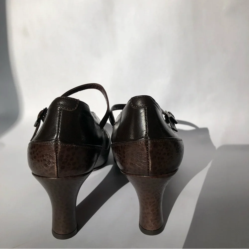 Vintage Via Spiga Made in Italy Leather Mary Jane Pumps Brown 9.5M